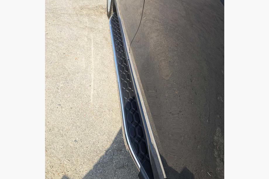 Volkswagen Touareg 2010-2018 Trittbretter BlackLine (2 Stk, Aluminium) Foto 8