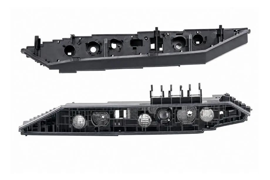 Range Rover V L460 2021- Kleiner Halter für den vorderen Stoßfänger Autobiography Foto 1
