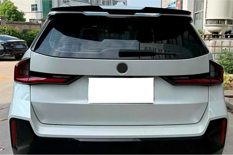 BMW X1/iX1 (U11) 2022- DPT M-Style Heckspoiler (schwarz hochglänzend) Foto 1