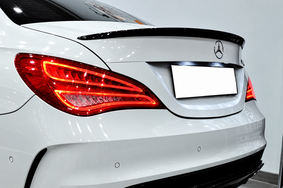 Mercedes CLA C117 2013-2019 DPT Heckspoiler (Schwarz Glanz) Foto 1