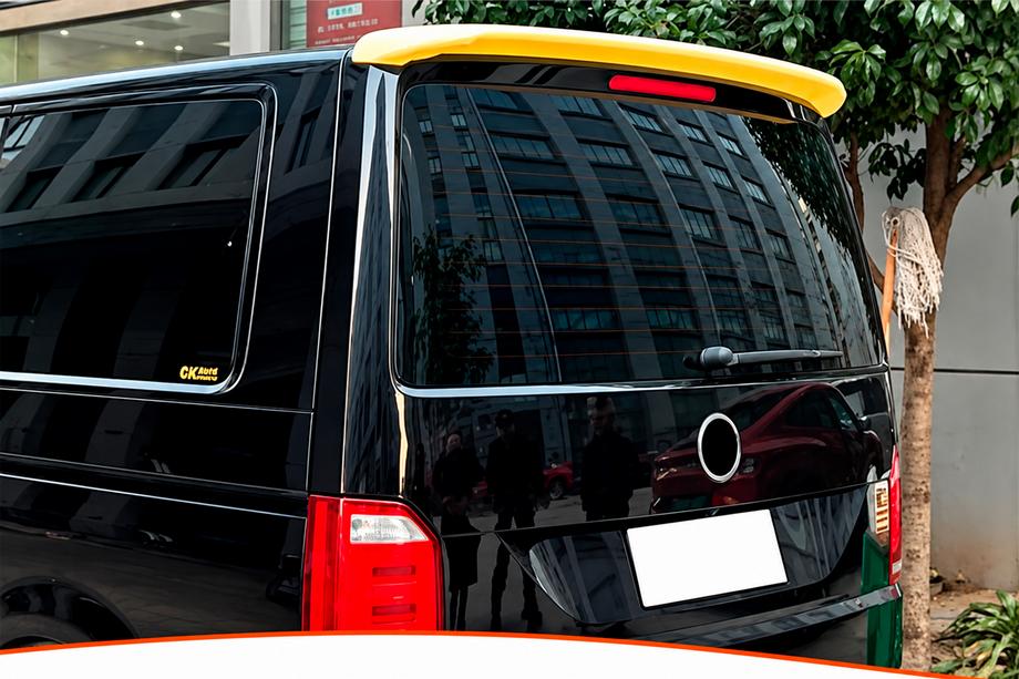 Volkswagen T5 2010-2015 DPT Spoiler (Heckklappe, Schwarz Hochglanz) Foto 1