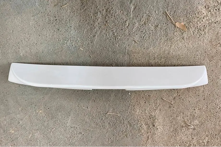Volkswagen Caddy 2010-2015 Abverkauf ABS-Spoiler (Weiß Hochglanz) Foto 2