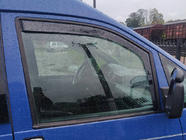 Citroen Jumpy 1996-2007 Windabweiser zum Einstecken (2 Stk, DDU) Foto 1