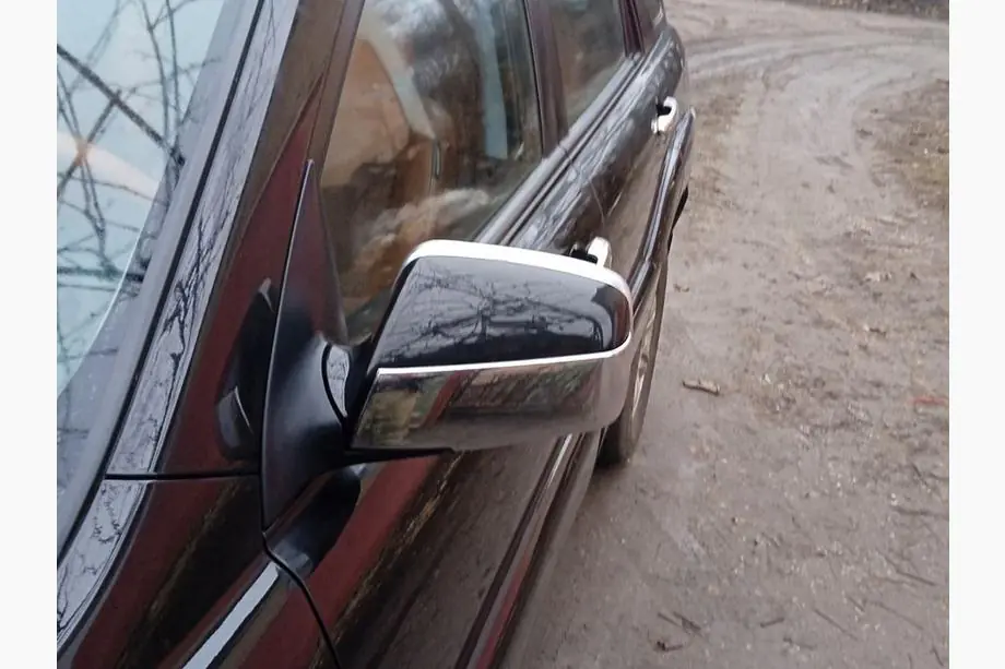 Kia Sportage 2004-2010 Spiegelrahmen und obere Abdeckung (Kunststoff) Image