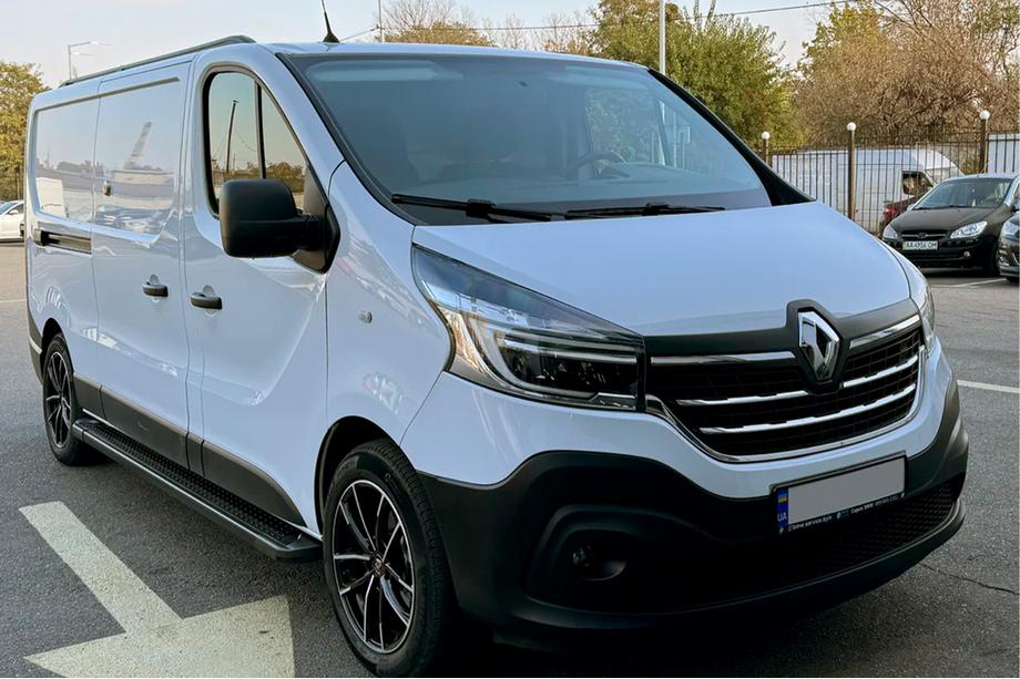 Fiat Talento 2016- Trittbretter Allmond Black (2 Stk., Aluminium) Langer Radstand Foto 8