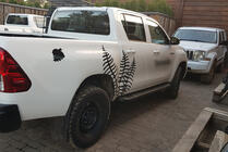 Toyota Hilux 2015- Trittbretter Allmond Black (2 Stk., Aluminium) Foto 5