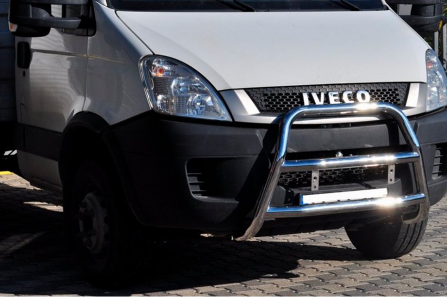 Iveco Daily 2006-2014 Frontbügel WT018 Foto 2