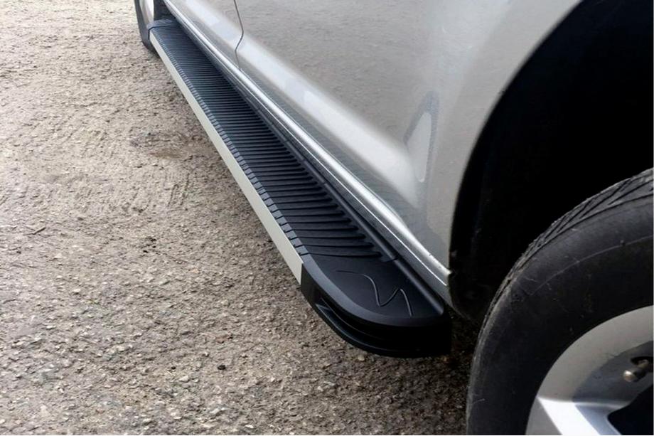 Volkswagen Caddy 2010-2015 Trittbretter MAYA (2 Stk., Aluminium) Image