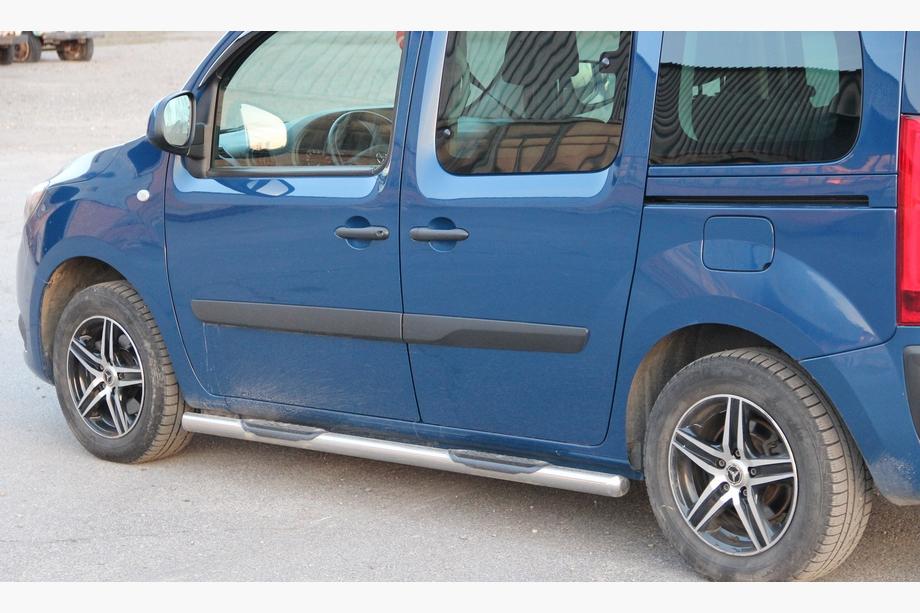 Mercedes Citan 2013-2021 Seitliche Rohre (2 Stk., Edelstahl) 60 mm, kurzer Radstand, ohne Kunststoffeinsätze Foto 2
