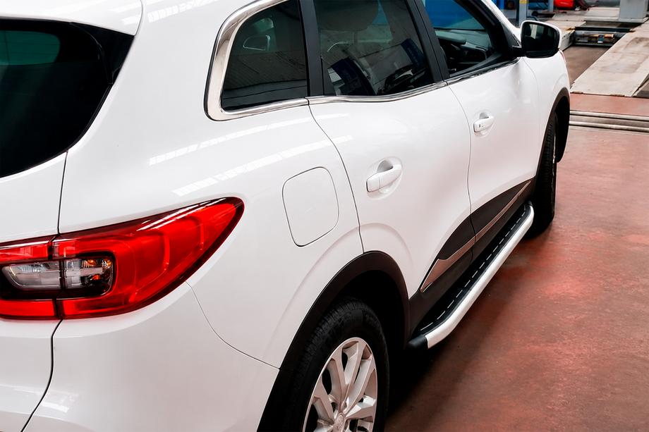 Renault Kadjar 2015-2022 Seitenschweller Fullmond (2 Stk., Aluminium) Image