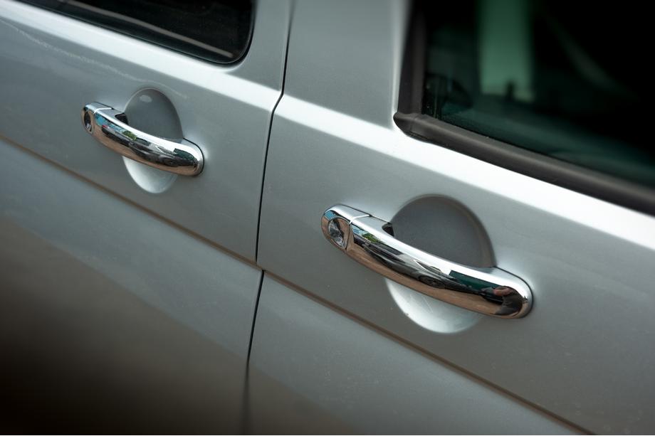 Volkswagen T6 2015-2024 Edelstahl Türgriffblenden Foto 1