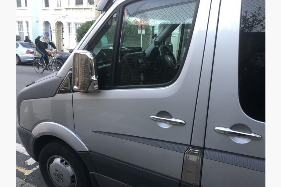 Mercedes Sprinter W906 2006–2018 Tankabdeckung Edelstahl Foto 2