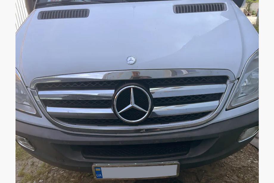 Mercedes Sprinter W906 2006–2018 Chrom Rahmen Kühlergrill (2006-2013, Edelstahl) OmsaLine - Italienischer Edelstahl Image