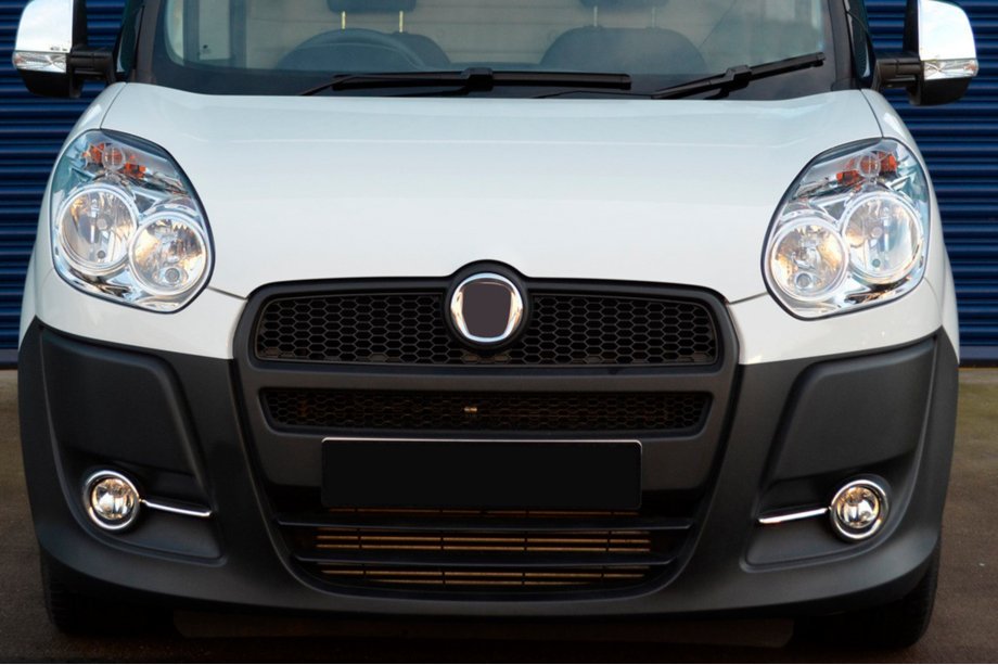 Fiat Doblo II 2010-2022 Nebelscheinwerfer Blenden mit Streifen (2010-2015, 4 Stk., Edelstahl) Foto 6