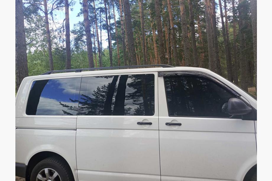 Volkswagen T5 Multivan 2003–2010 Schwarze Dachreling Foto 20