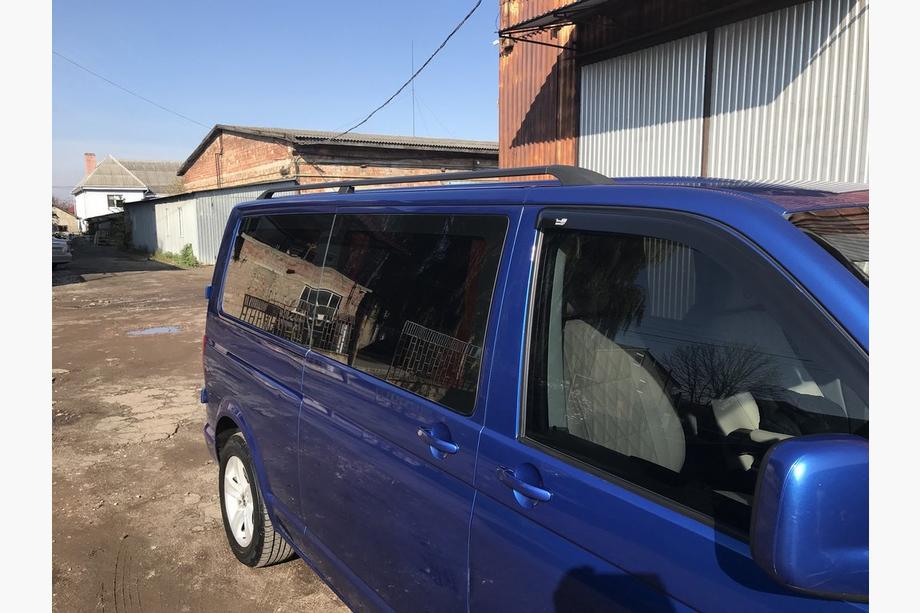 Volkswagen T5 Multivan 2003–2010 Schwarze Dachreling Foto 4