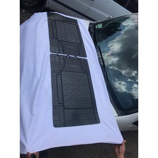 Hintere Gummimatten (2 Stk, Stingray) Volkswagen T5 2010-2015 Foto 3
