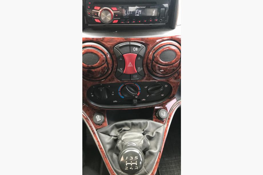 Fiat Doblo I 2005-2010 Armaturenbrett Abdeckungen Foto 4