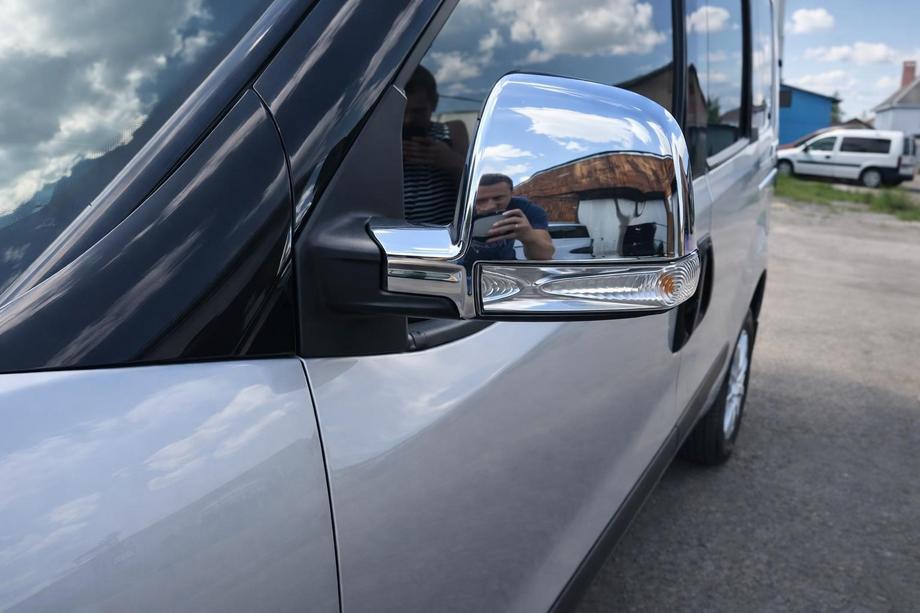 Opel Combo 2012-2018 Spiegelabdeckungen (2 Stk, ABS) OmsaLine - Verchromtes ABS-Kunststoff Image