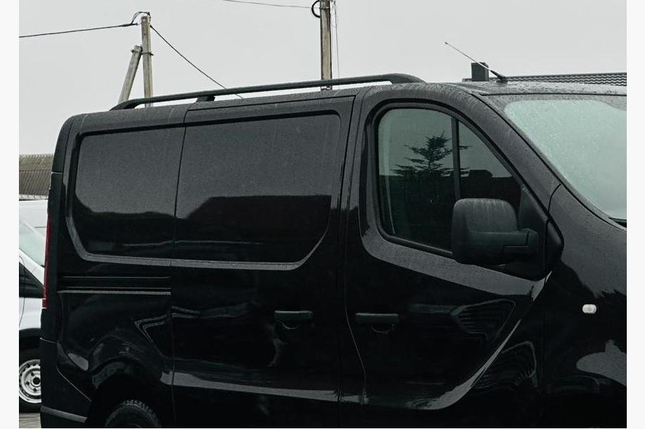 Opel Vivaro 2015-2019 Dachreling Schwarz Image