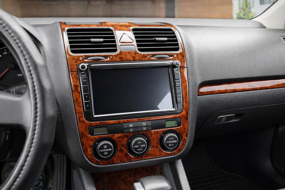 Volkswagen Golf 5 2003-2009 Armaturenbrett Abdeckungen Aluminium Image