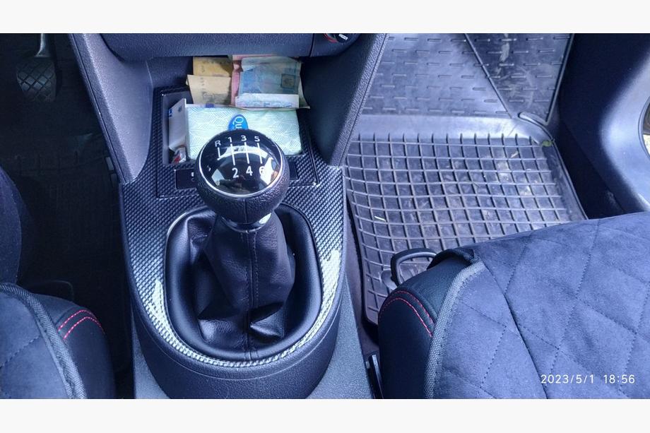 Volkswagen Touran 2003-2010 Armaturenbrett Abdeckungen Carbon Foto 13