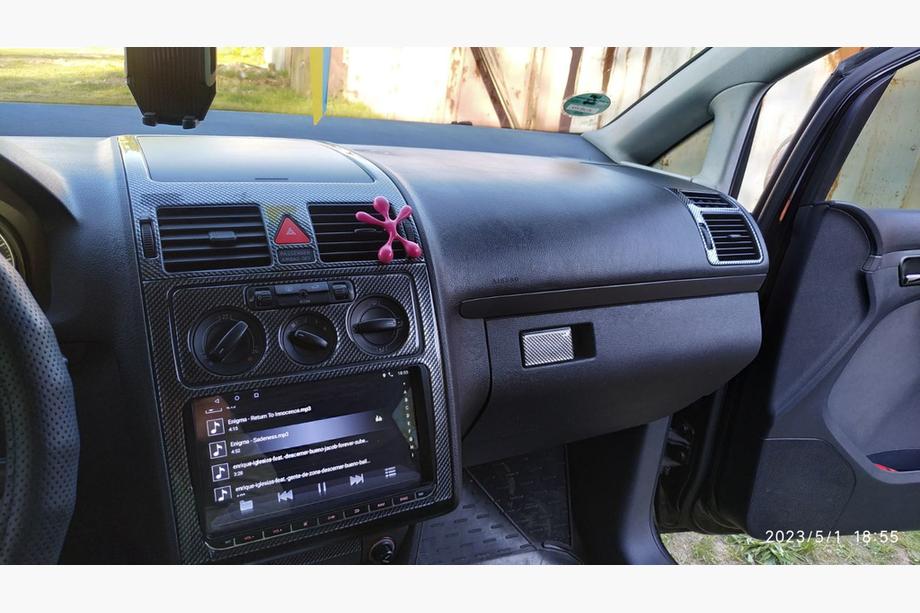 Volkswagen Touran 2003-2010 Armaturenbrett Abdeckungen Carbon Foto 11