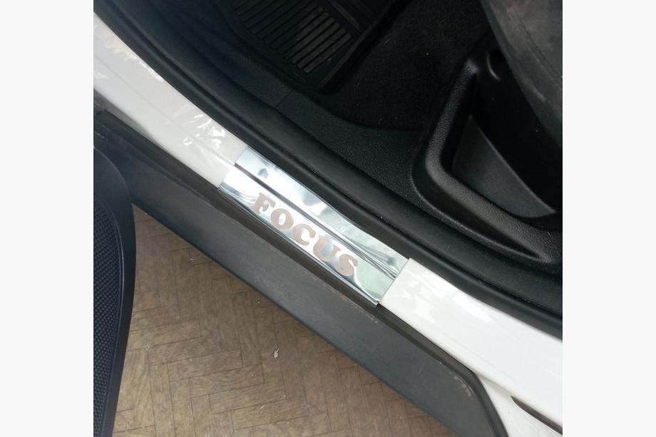 Ford Focus III 2011-2017 Einstiegsleisten Edelstahl Carmos V1 (4 Stk.) Foto 3