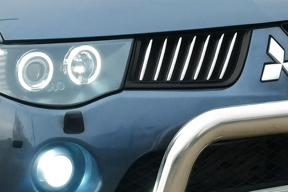 Mitsubishi L200 2006-2015 Chrom Kühlergrill Abdeckungen (14 Stk, Edelstahl) Image