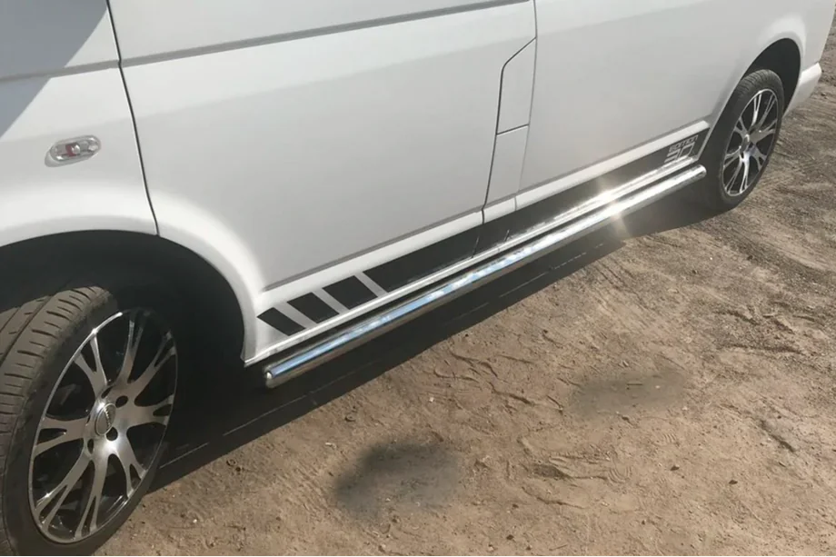 Volkswagen T5 Multivan 2003–2010 Seitliche Rohre (2 Stk., Edelstahl) Image