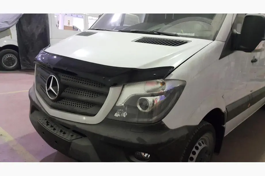Mercedes Sprinter W906 2006–2018 Motorhaubenschutz 2013+ (V1, EuroCap) Foto 9