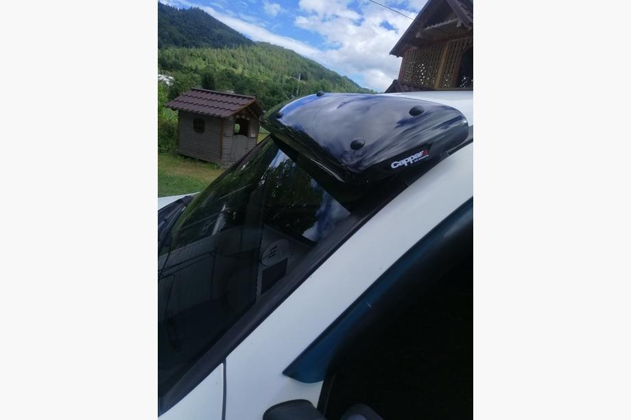 Fiat Doblo I 2005-2010 Frontscheibenblende (schwarz glanz, 5mm) Foto 8