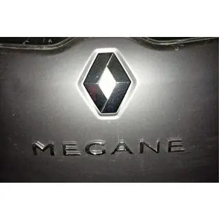 Schriftzug Megane 908897337R (270mm x 25mm) Renault Megane III 2009-2016 Foto 2