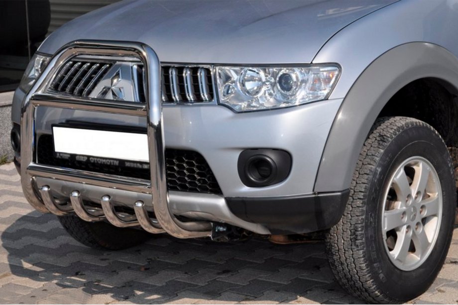 Mitsubishi Pajero Sport 2008-2015 Frontschutzbügel QT007 (Edelstahl) Foto 3