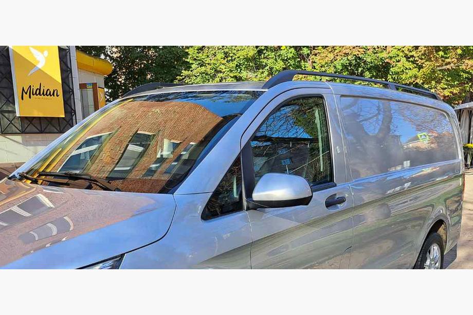 Mercedes Vito/V-class W447 2014- Schwarze Dachreling ELITE (Kunststofffüße) Foto 17
