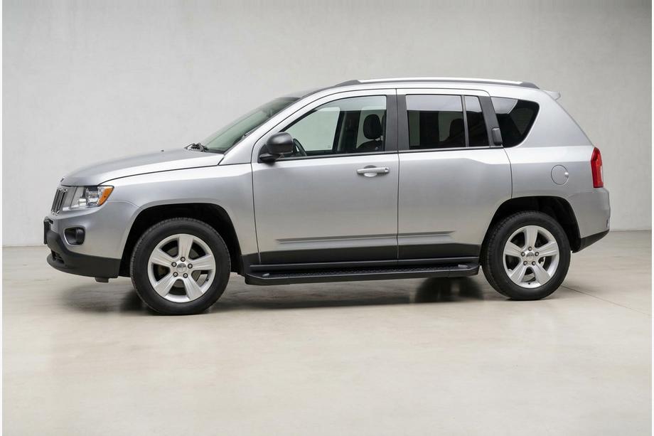 Jeep Compass 2006-2016 Trittbretter Allmond Black (2 Stk., Aluminium) Image