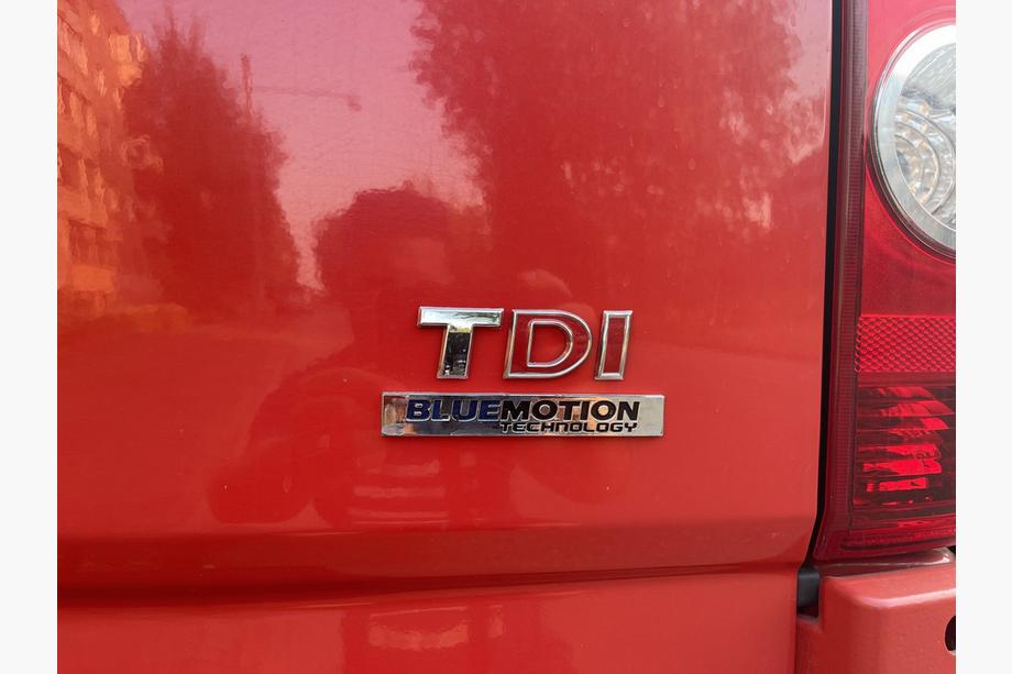 Volkswagen Crafter 2006-2016 Schriftzug TDI (kursiv) Rote TDI Foto 2