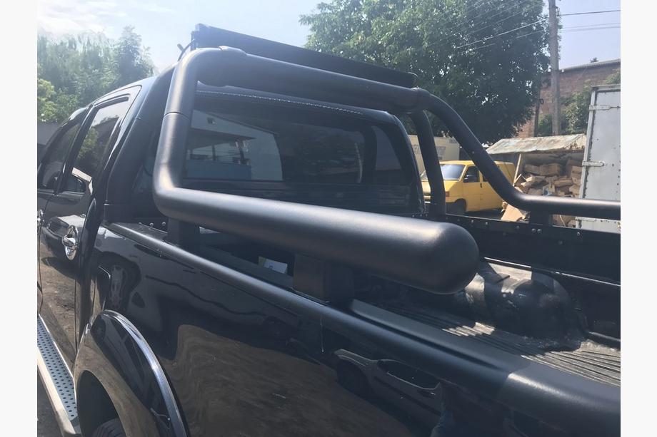 Toyota Hilux 2006-2015 Überrollbügel für Karosserie (schwarz) Foto 4