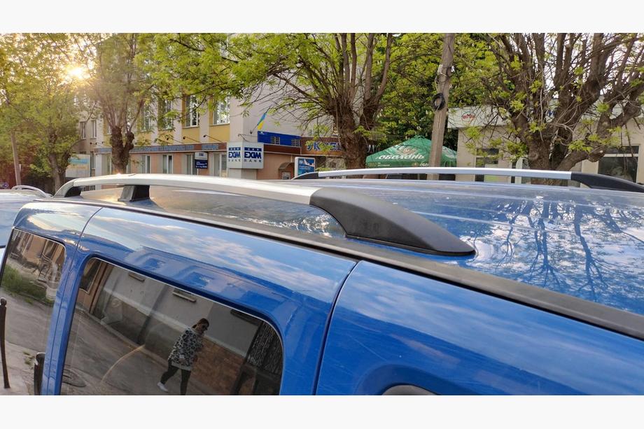 Fiat Doblo I 2005-2010 Dachreling Chrom Standardbasis, Kunststofffüße Foto 2