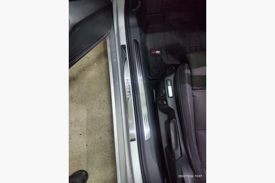 Volkswagen Passat B8 2015-2023 Einstiegsleisten OmsaLine Typ 1 (4 Stk, Edelstahl) Foto 4