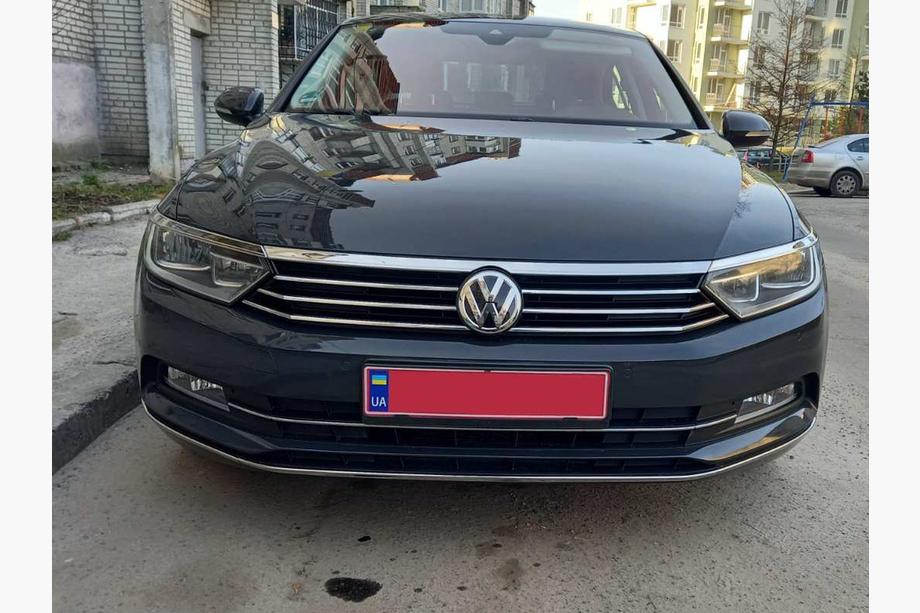 Volkswagen Passat B8 2015-2023 Edelstahl Abdeckung für vordere Stoßstange (2015-2018, 3 Stk) OmsaLine - Italienischer Edelstahl Foto 2