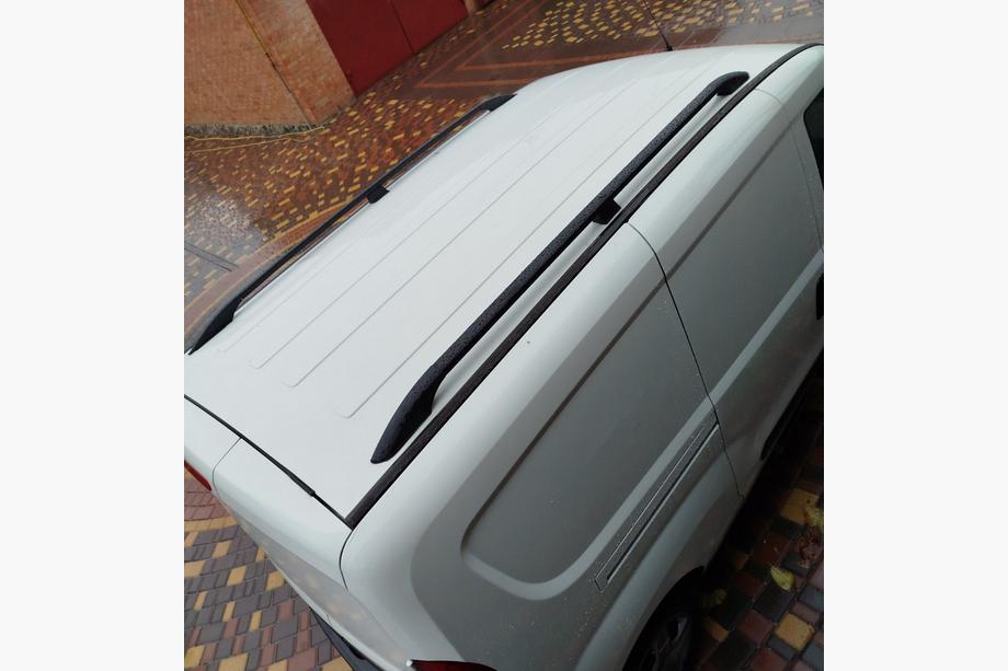 Fiat Doblo II 2010-2022 Dachreling Schwarz Maxi, Metallfuesse Foto 12