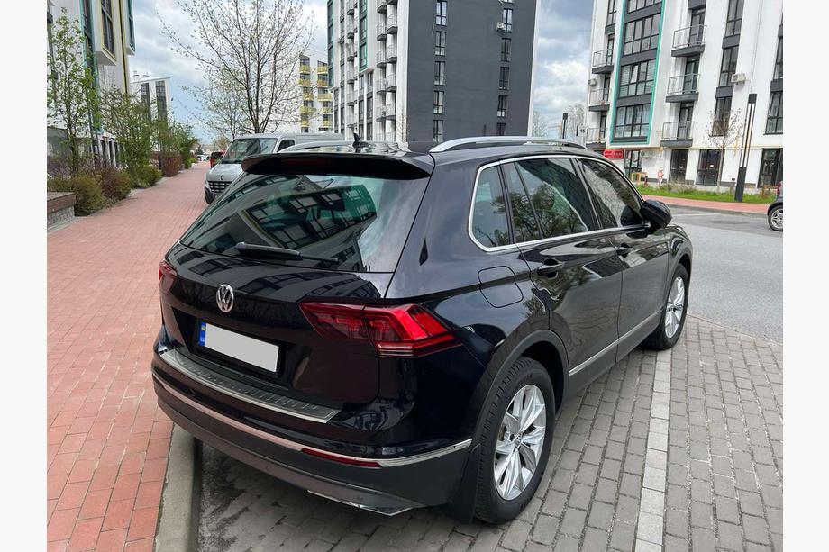 Volkswagen Tiguan 2016-2023 Heckstoßstangenabdeckung (OmsaLine, Edelstahl) Foto 3