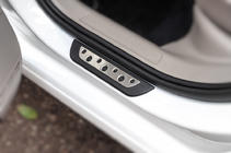 Volkswagen Golf 7/E-Golf 2012-2020 Einstiegsleisten Flexill Dotline (4 Stk, Edelstahl) Foto 3