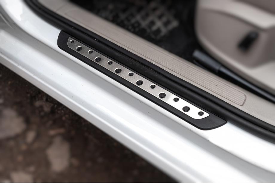 Volkswagen Golf 7/E-Golf 2012-2020 Einstiegsleisten Flexill Dotline (4 Stk, Edelstahl) Image