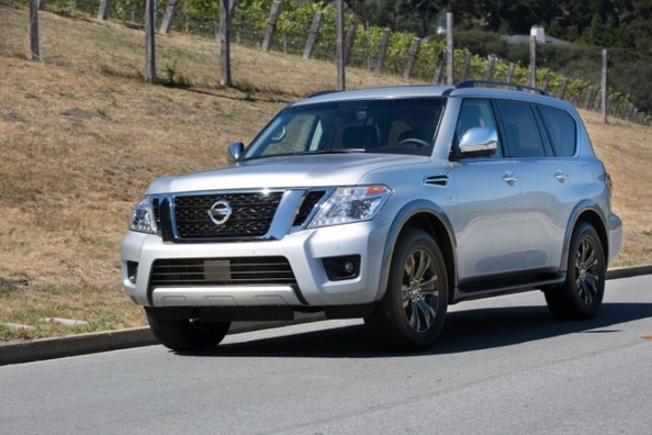 Durchsuchen Sie die aktualisierte SUV Nissan Armada Foto 5