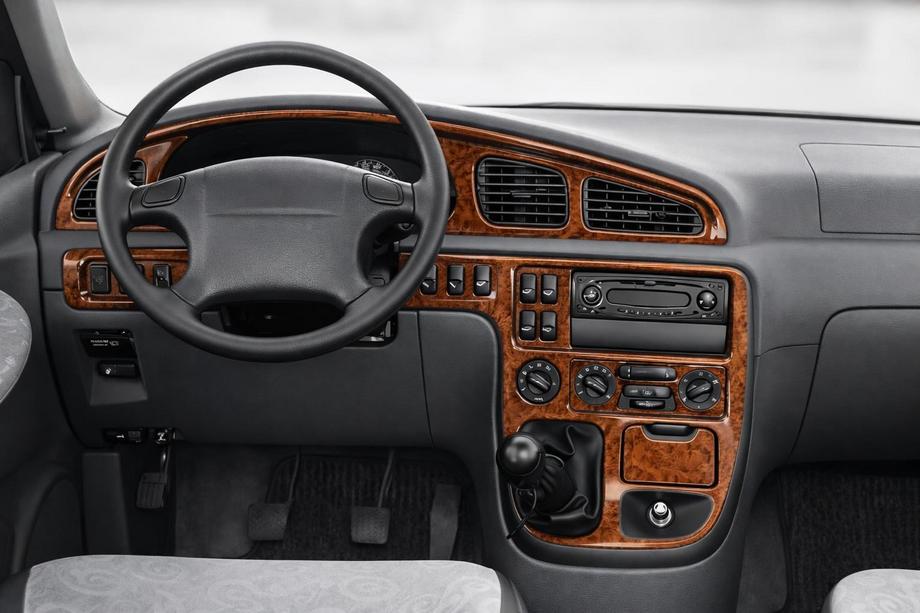 Kia Carnival 2002-2013 Armaturenbrett Abdeckungen Image