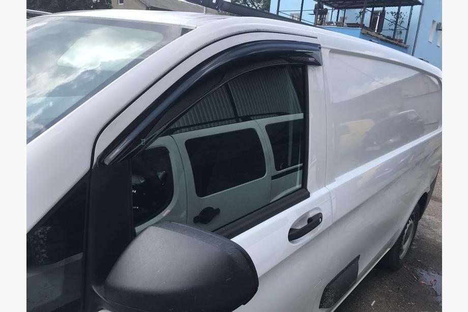 Mercedes Vito/V-class W447 2014- Windabweiser (2 Stk, Niken) Foto 4