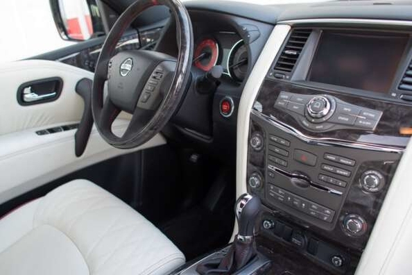 Durchsuchen Sie die aktualisierte SUV Nissan Patrol Foto 5