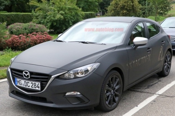 Mazda wird seinen neuen drei-Motor mit einem innovativen Foto 1